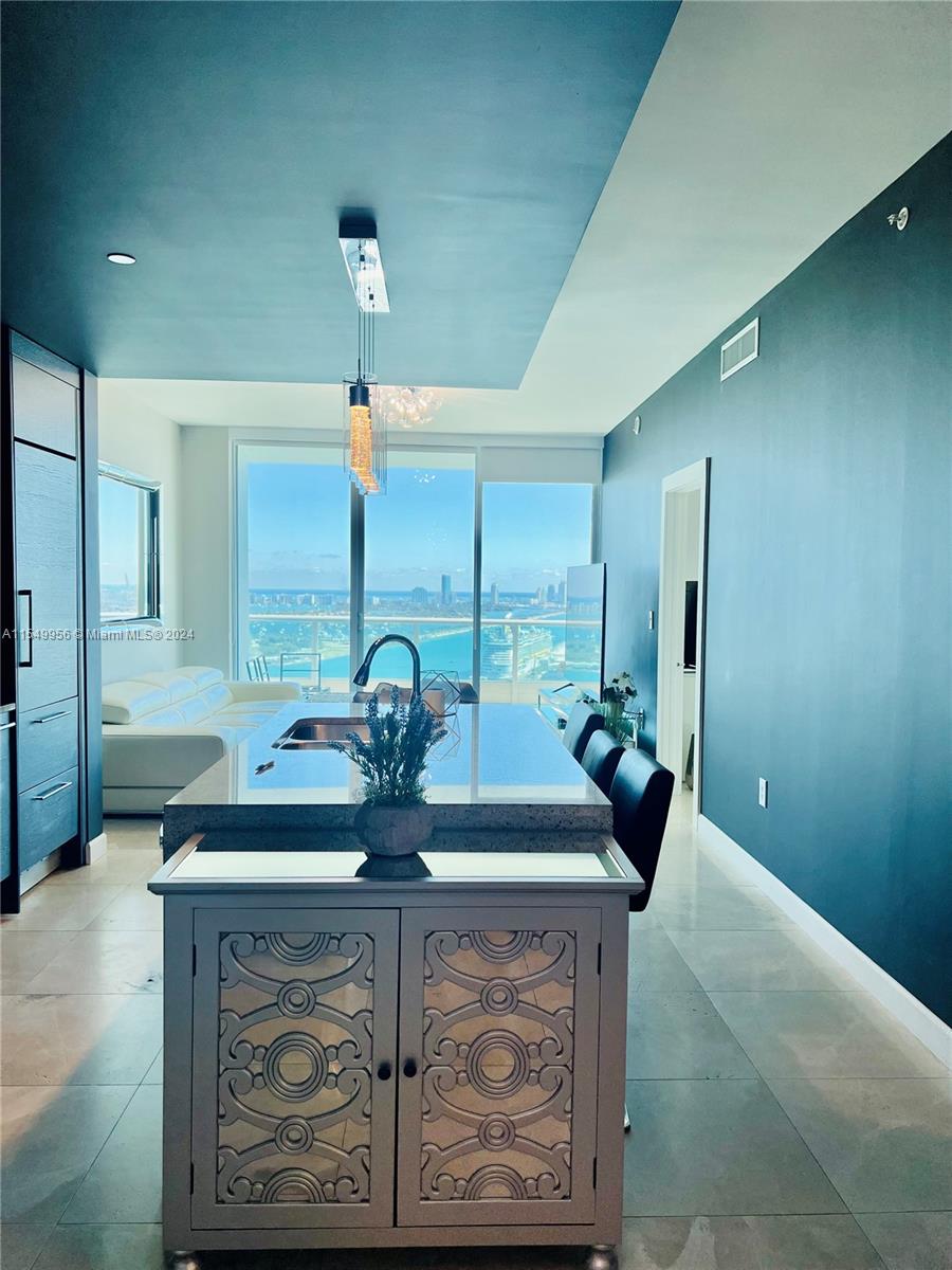 900 Biscayne Blvd 3504, Miami, Florida 33132, 1 Bedroom Bedrooms, ,1 BathroomBathrooms,Residentiallease,For Rent,900 Biscayne Blvd 3504,A11549956
