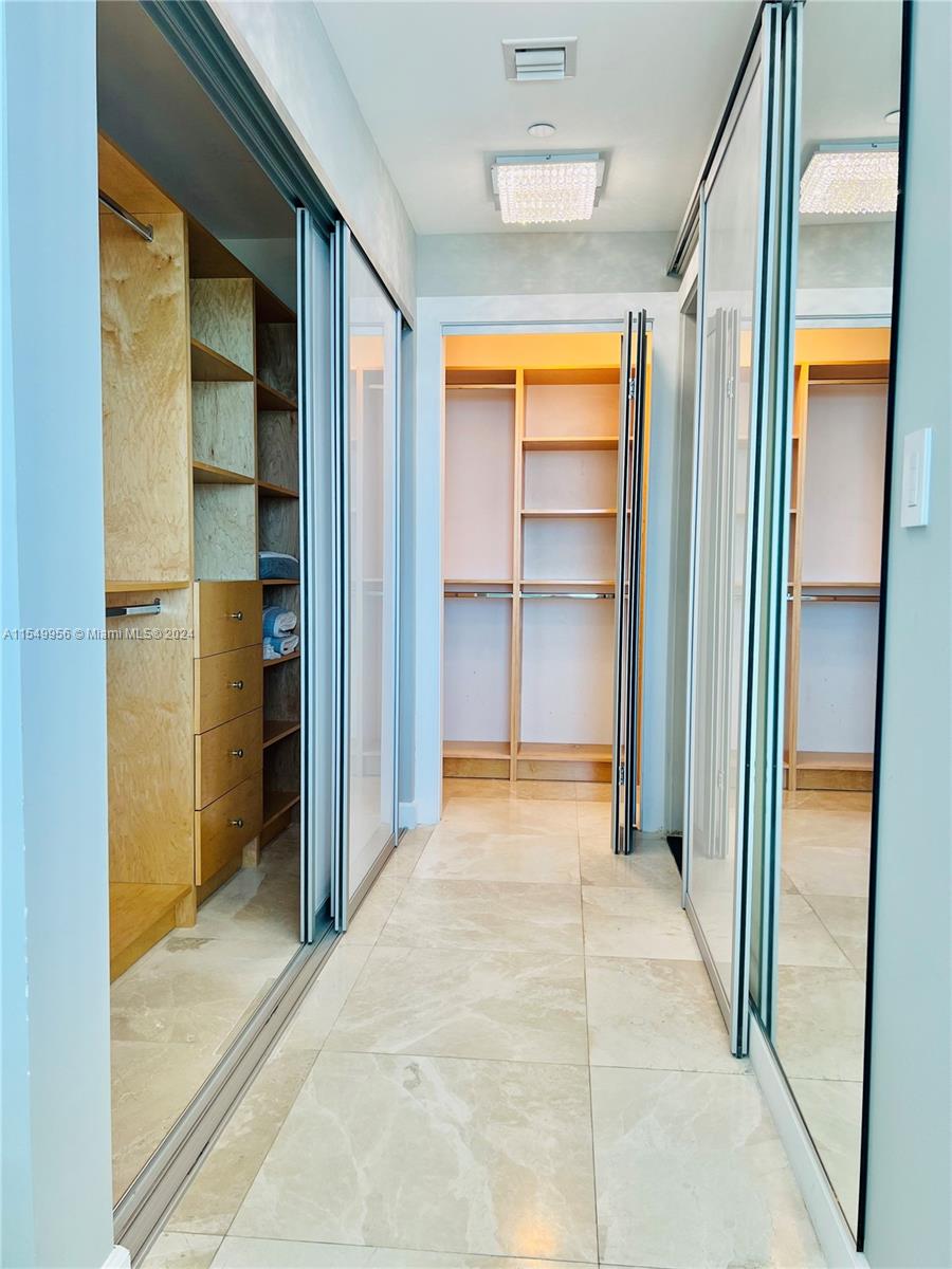 900 Biscayne Blvd 3504, Miami, Florida 33132, 1 Bedroom Bedrooms, ,1 BathroomBathrooms,Residentiallease,For Rent,900 Biscayne Blvd 3504,A11549956