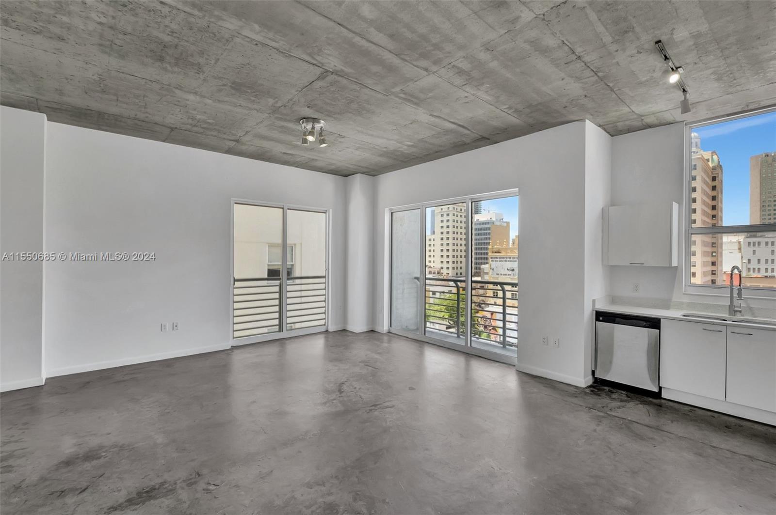 133 NE 2nd Ave 719, Miami, Florida 33132, 2 Bedrooms Bedrooms, ,2 BathroomsBathrooms,Residential,For Sale,133 NE 2nd Ave 719,A11550685