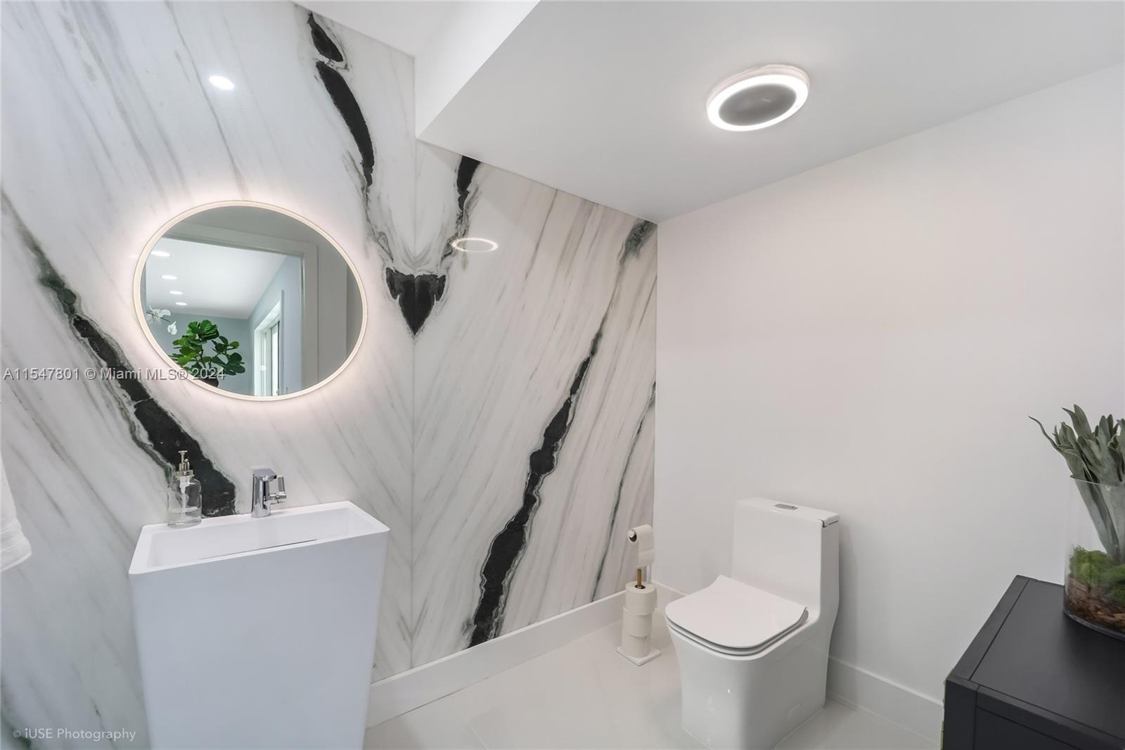 4730 Bay Point Rd, Miami, Florida 33137, 4 Bedrooms Bedrooms, ,4 BathroomsBathrooms,Residential,For Sale,4730 Bay Point Rd,A11547801