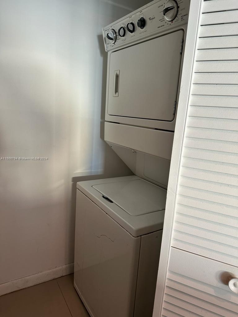 244 Biscayne Blvd 606, Miami, Florida 33132, 1 Bedroom Bedrooms, ,1 BathroomBathrooms,Residential,For Sale,244 Biscayne Blvd 606,A11550794