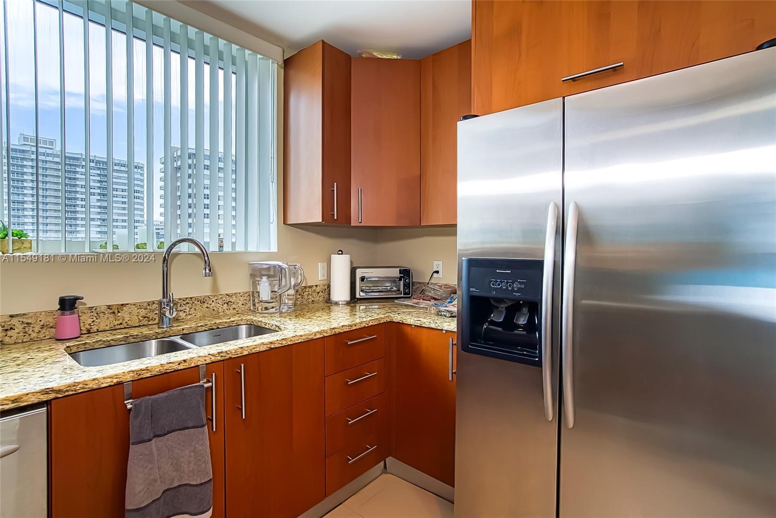 1945 S Ocean Dr 901, Hallandale Beach, Florida 33009, 3 Bedrooms Bedrooms, ,3 BathroomsBathrooms,Residential,For Sale,1945 S Ocean Dr 901,A11549181