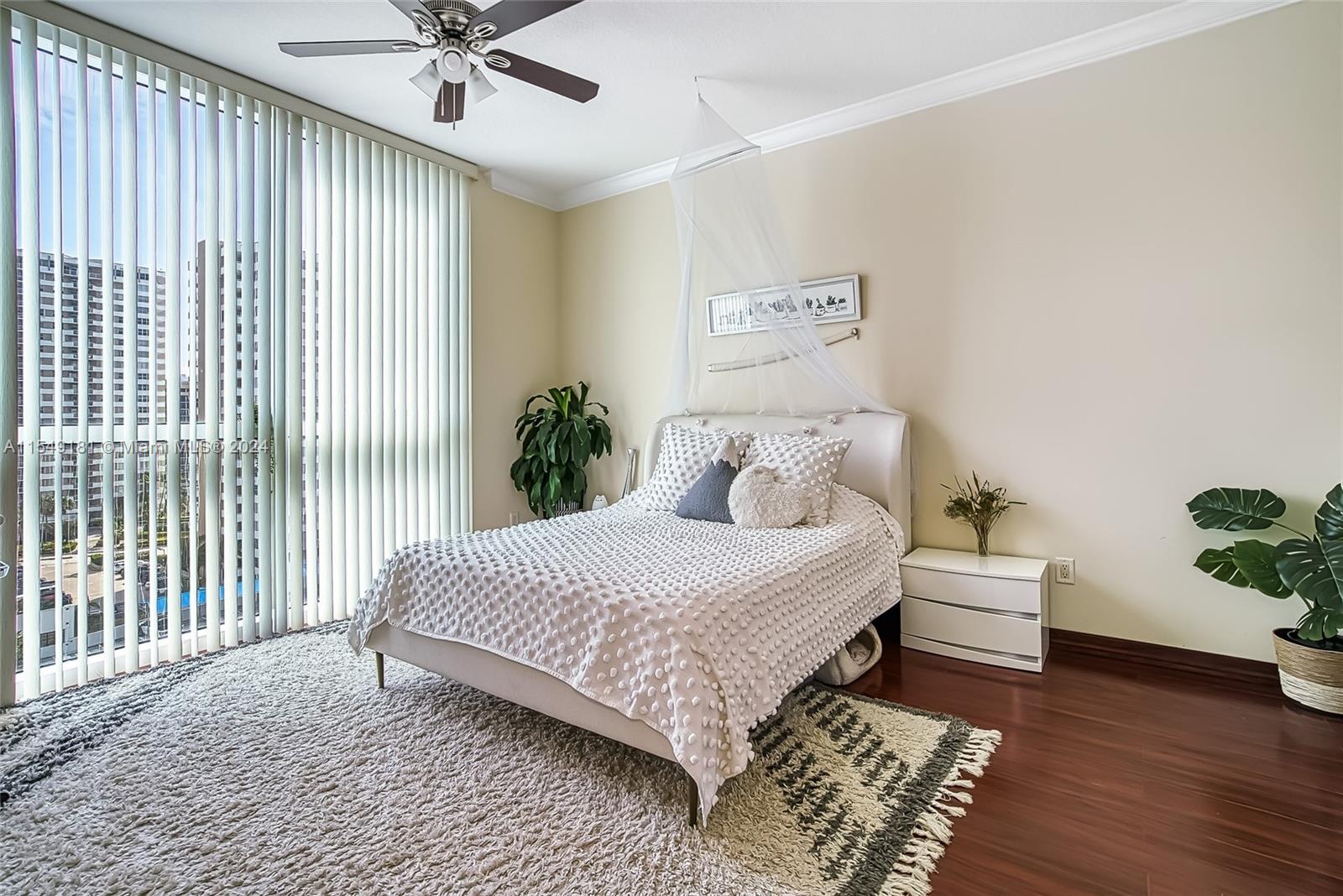 1945 S Ocean Dr 901, Hallandale Beach, Florida 33009, 3 Bedrooms Bedrooms, ,3 BathroomsBathrooms,Residential,For Sale,1945 S Ocean Dr 901,A11549181