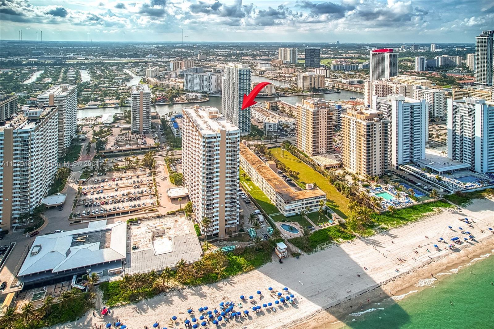 1945 S Ocean Dr 901, Hallandale Beach, Florida 33009, 3 Bedrooms Bedrooms, ,3 BathroomsBathrooms,Residential,For Sale,1945 S Ocean Dr 901,A11549181