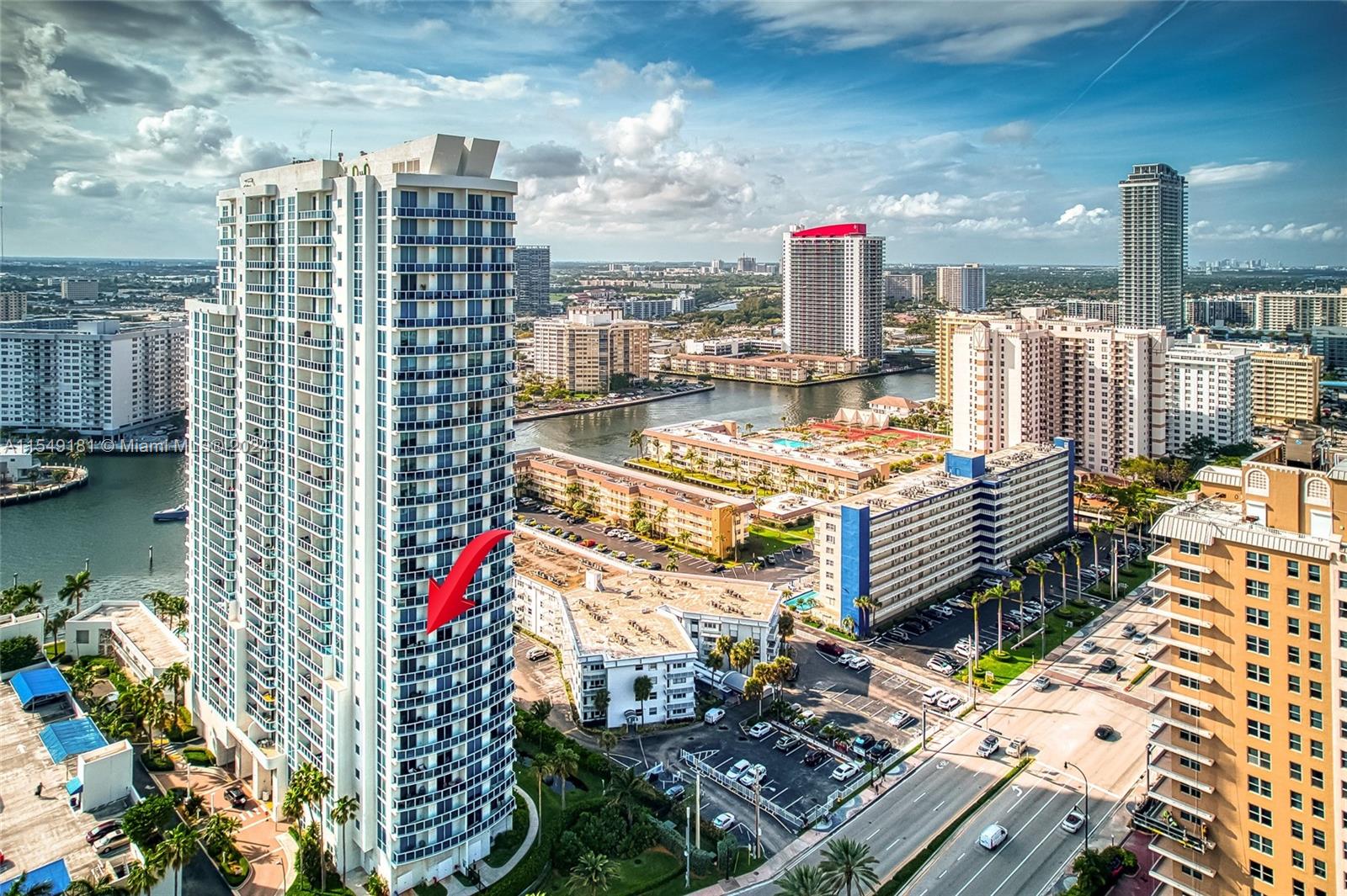 1945 S Ocean Dr 901, Hallandale Beach, Florida 33009, 3 Bedrooms Bedrooms, ,3 BathroomsBathrooms,Residential,For Sale,1945 S Ocean Dr 901,A11549181