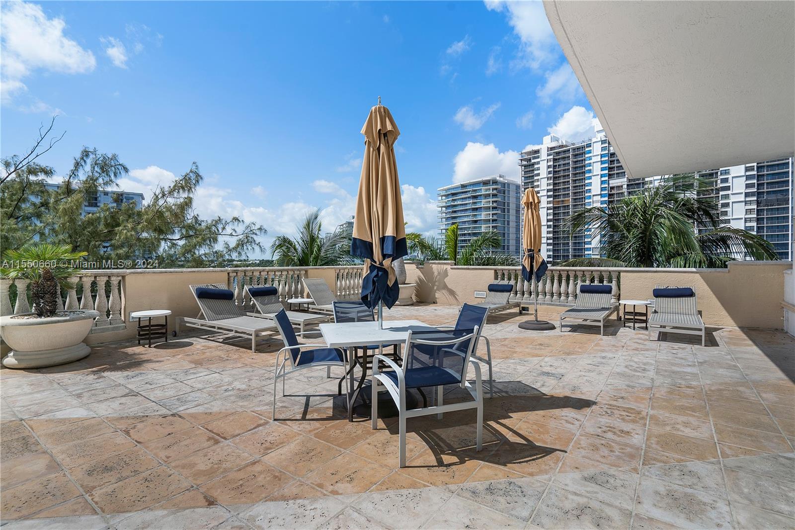 2845 NE 9th St 706, Fort Lauderdale, Florida 33304, 3 Bedrooms Bedrooms, ,4 BathroomsBathrooms,Residential,For Sale,2845 NE 9th St 706,A11550660