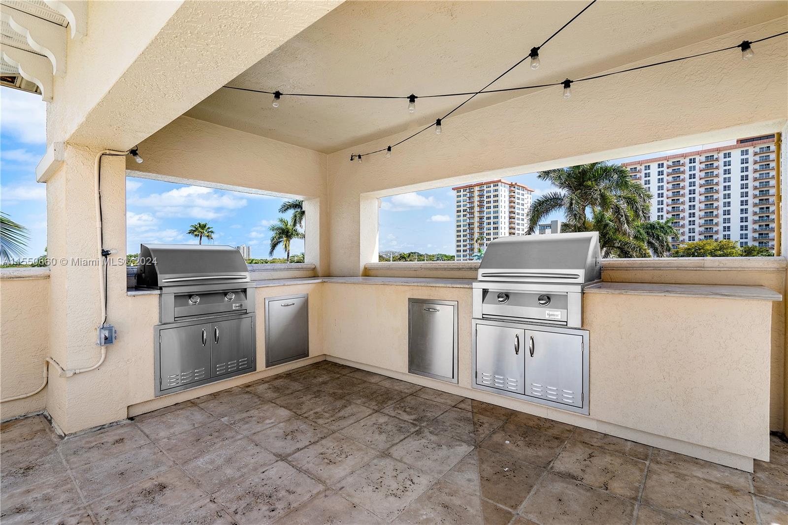 2845 NE 9th St 706, Fort Lauderdale, Florida 33304, 3 Bedrooms Bedrooms, ,4 BathroomsBathrooms,Residential,For Sale,2845 NE 9th St 706,A11550660