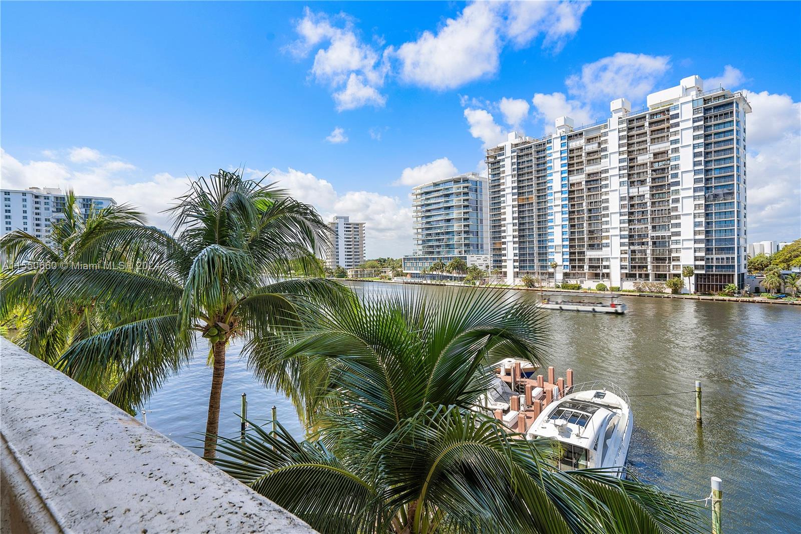 2845 NE 9th St 706, Fort Lauderdale, Florida 33304, 3 Bedrooms Bedrooms, ,4 BathroomsBathrooms,Residential,For Sale,2845 NE 9th St 706,A11550660