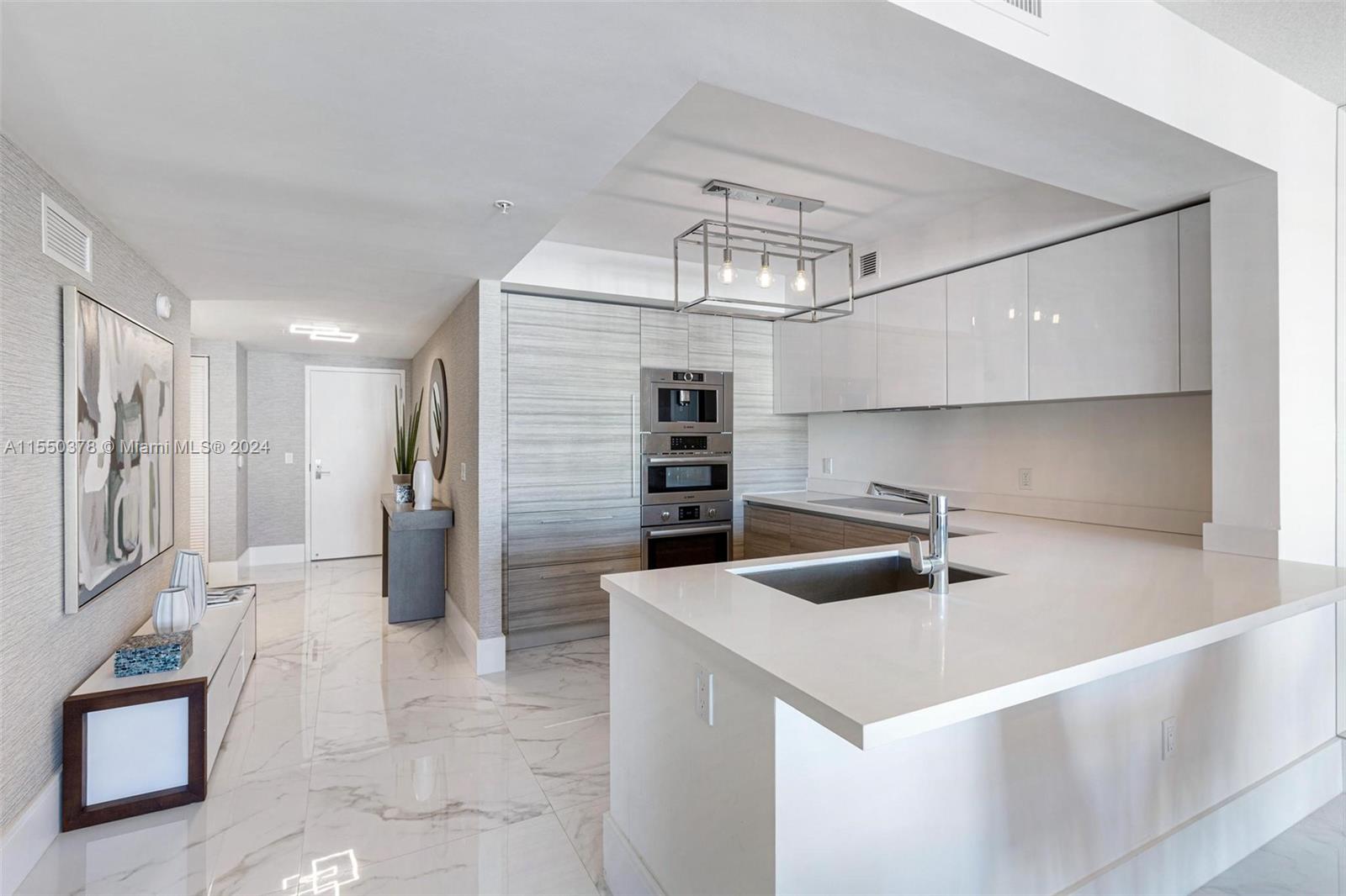 300 Sunny Isles Blvd, Sunny Isles Beach, FL, 33160 United States, 2 Bedrooms Bedrooms, ,3 BathroomsBathrooms,Residential,For Sale,Sunny Isles Blvd,A11550378