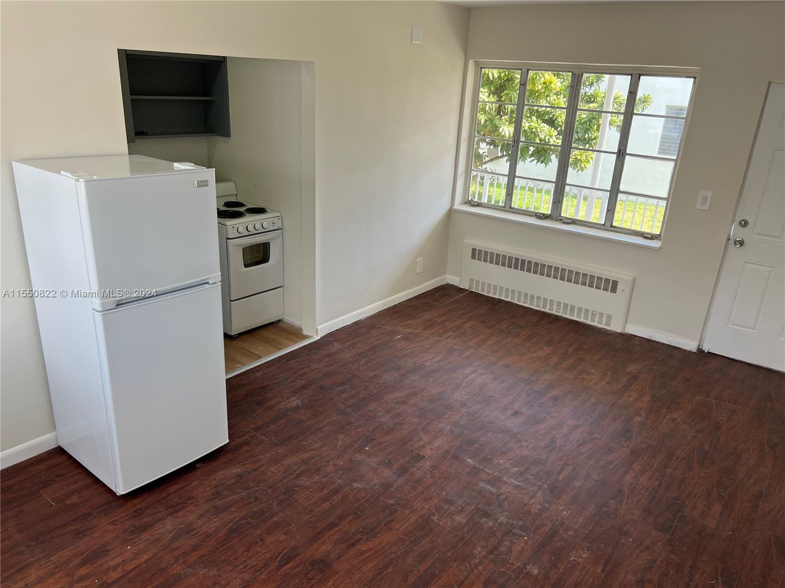 321 83rd St 2A, Miami Beach, Florida 33141, ,1 BathroomBathrooms,Residentiallease,For Rent,321 83rd St 2A,A11550822