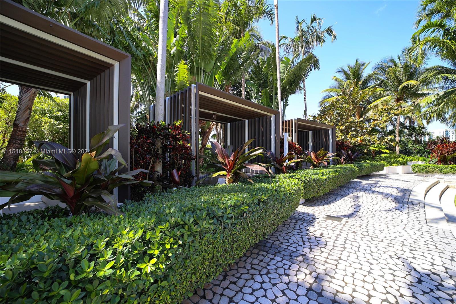 2020 N Bayshore Dr 1604, Miami, Florida 33137, 2 Bedrooms Bedrooms, ,2 BathroomsBathrooms,Residential,For Sale,2020 N Bayshore Dr 1604,A11548357