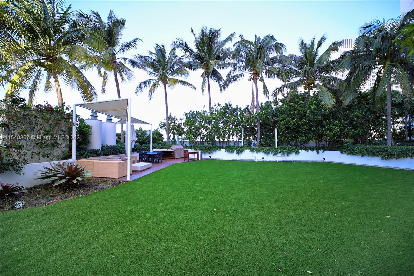 2020 N Bayshore Dr 1604, Miami, Florida 33137, 2 Bedrooms Bedrooms, ,2 BathroomsBathrooms,Residential,For Sale,2020 N Bayshore Dr 1604,A11548357