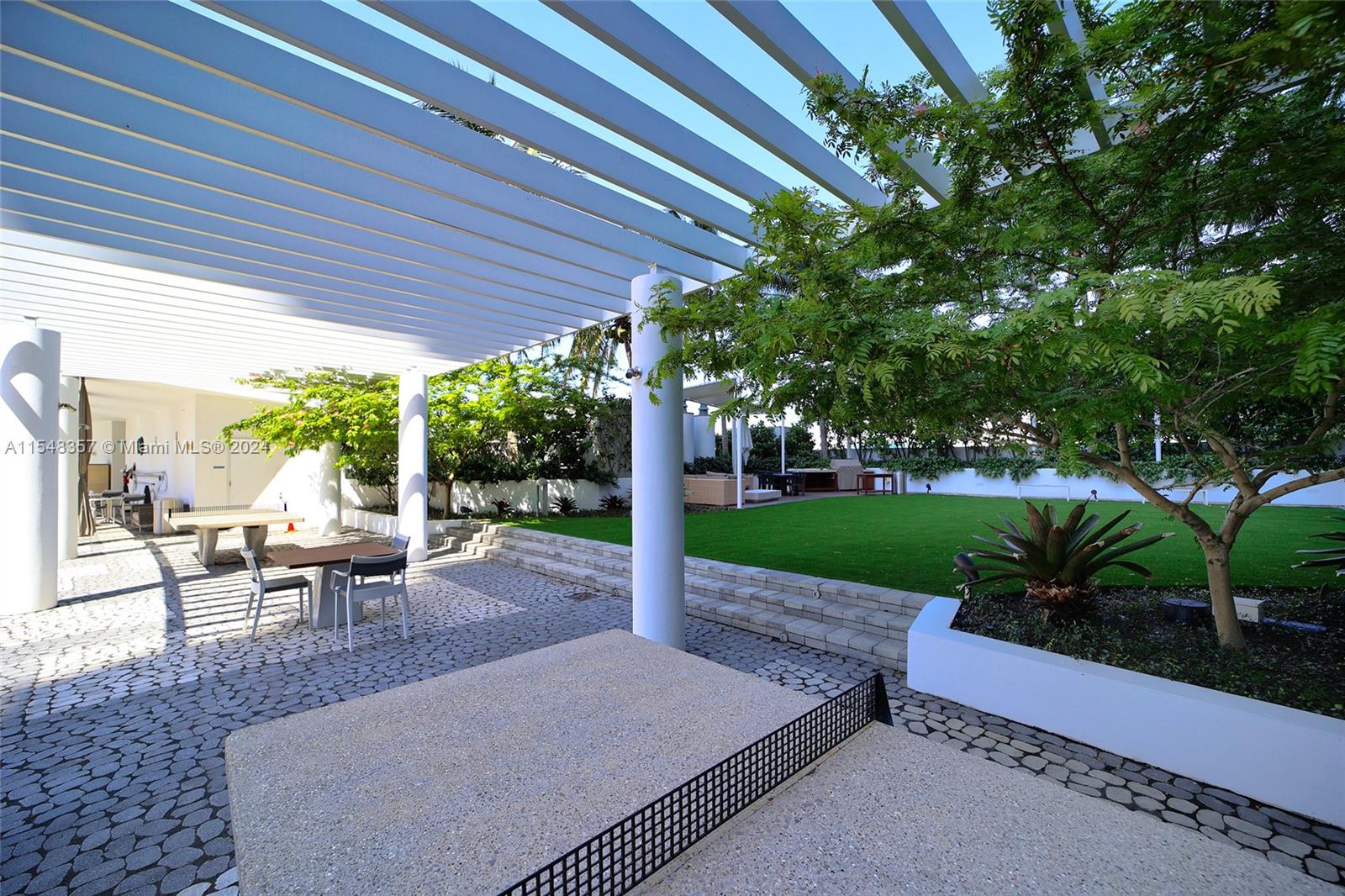 2020 N Bayshore Dr 1604, Miami, Florida 33137, 2 Bedrooms Bedrooms, ,2 BathroomsBathrooms,Residential,For Sale,2020 N Bayshore Dr 1604,A11548357