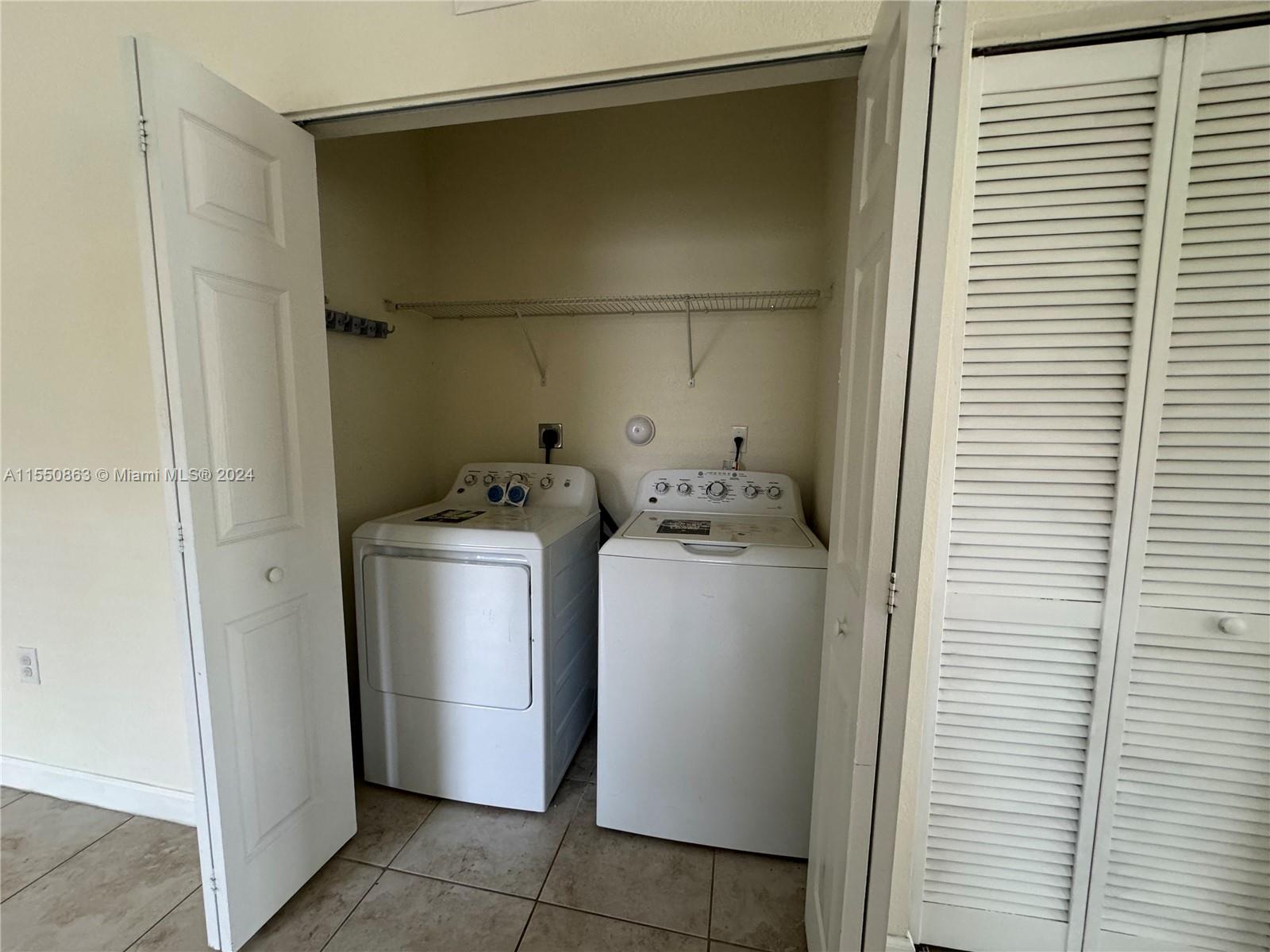 15315 SW 173rd St, Miami, Florida 33187, 4 Bedrooms Bedrooms, ,3 BathroomsBathrooms,Residential,For Sale,15315 SW 173rd St,A11550863