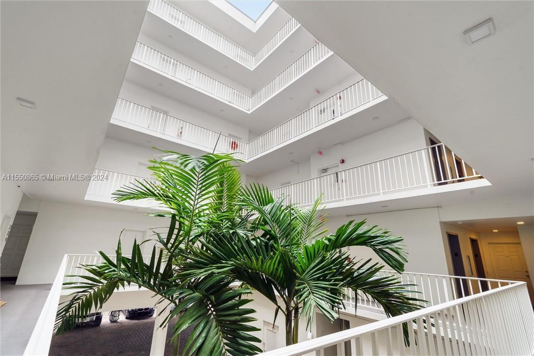 Fort Lauderdale, Florida 33301, 1 Bedroom Bedrooms, ,1 BathroomBathrooms,Residentiallease,For Rent,A11550865