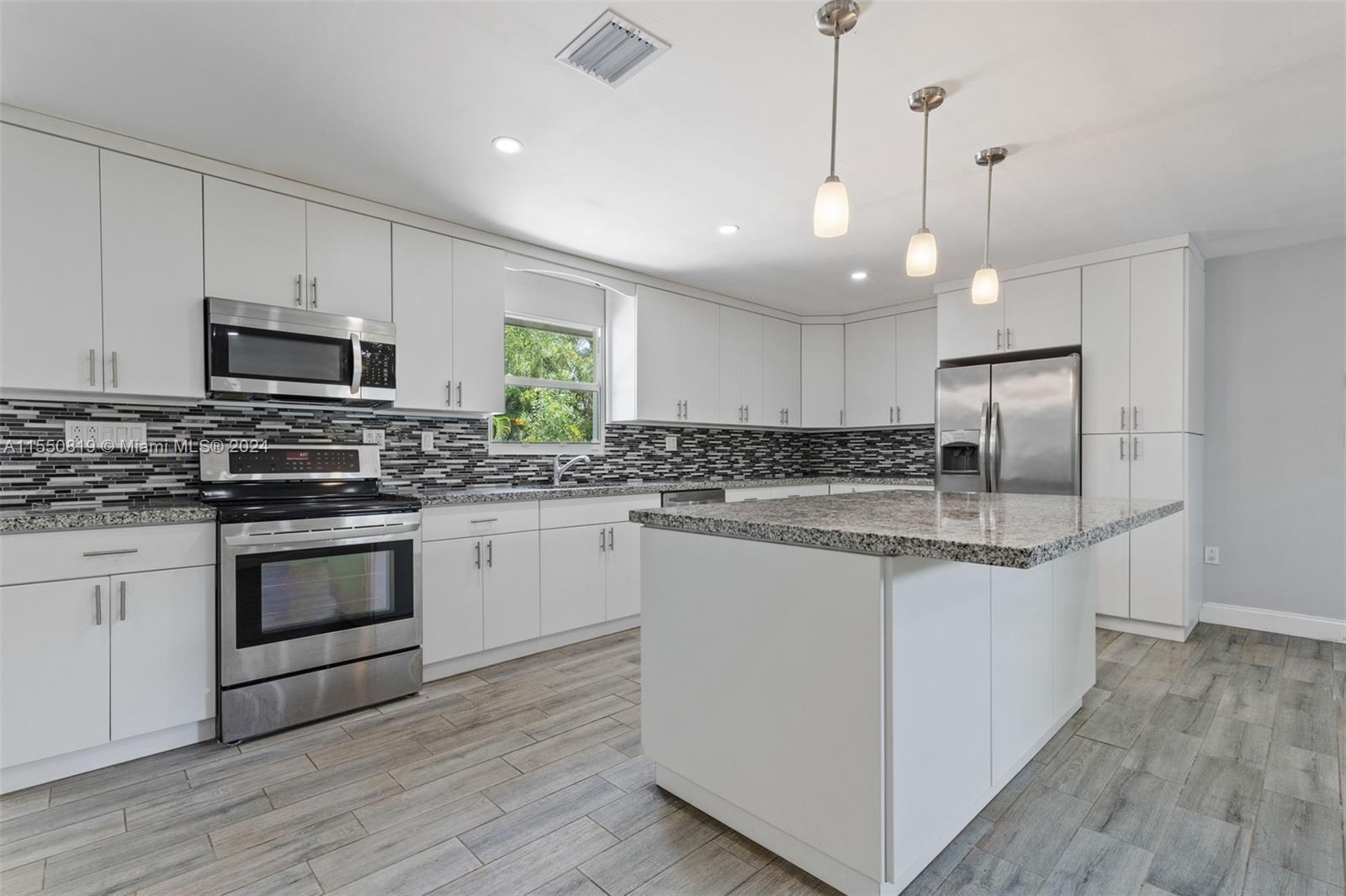 11575 150th Ct N, Jupiter, FL, 33478 United States, 3 Bedrooms Bedrooms, ,2 BathroomsBathrooms,Residential,For Sale,150th Ct N,A11550819