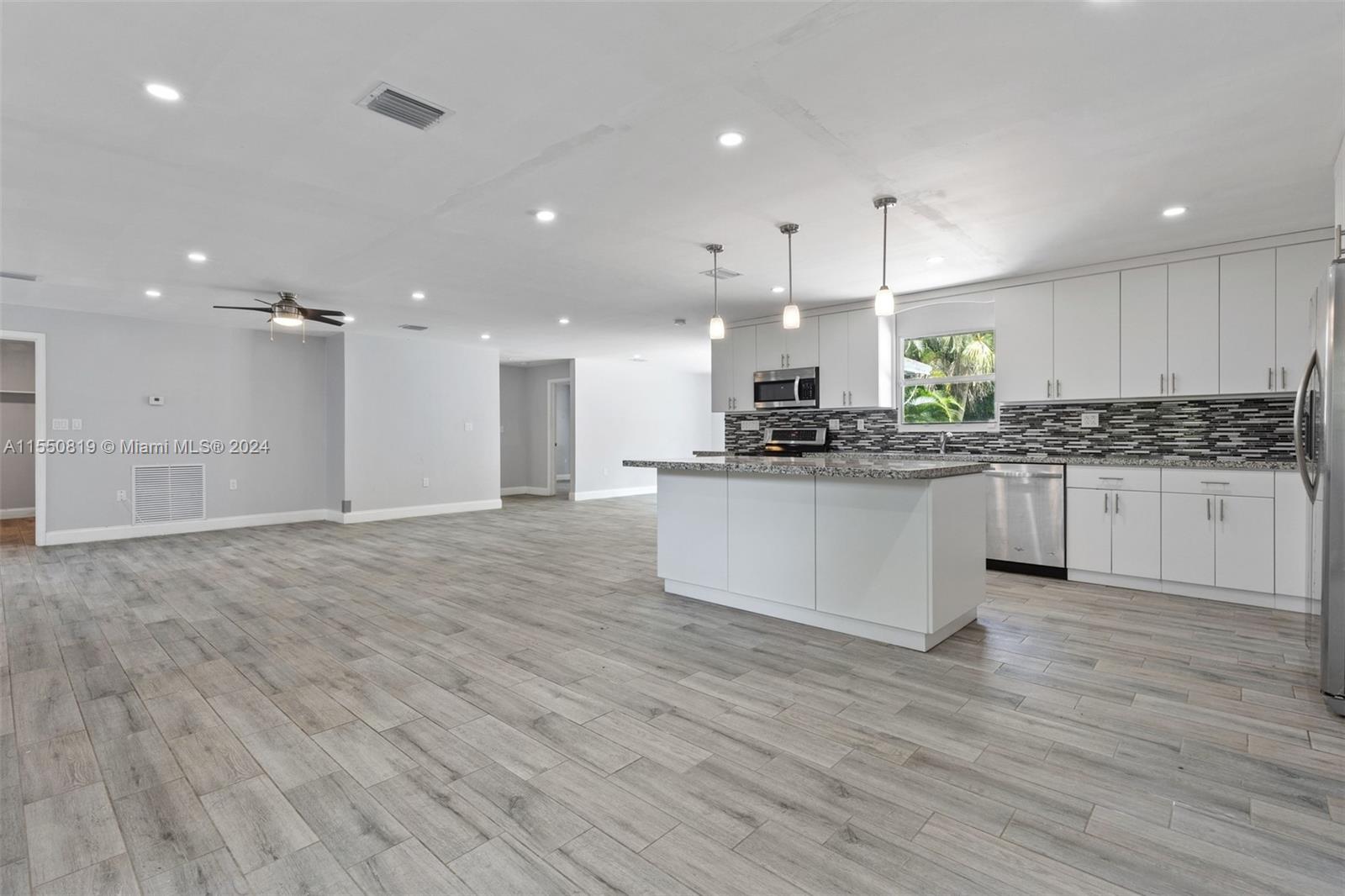 11575 150th Ct N, Jupiter, FL, 33478 United States, 3 Bedrooms Bedrooms, ,2 BathroomsBathrooms,Residential,For Sale,150th Ct N,A11550819