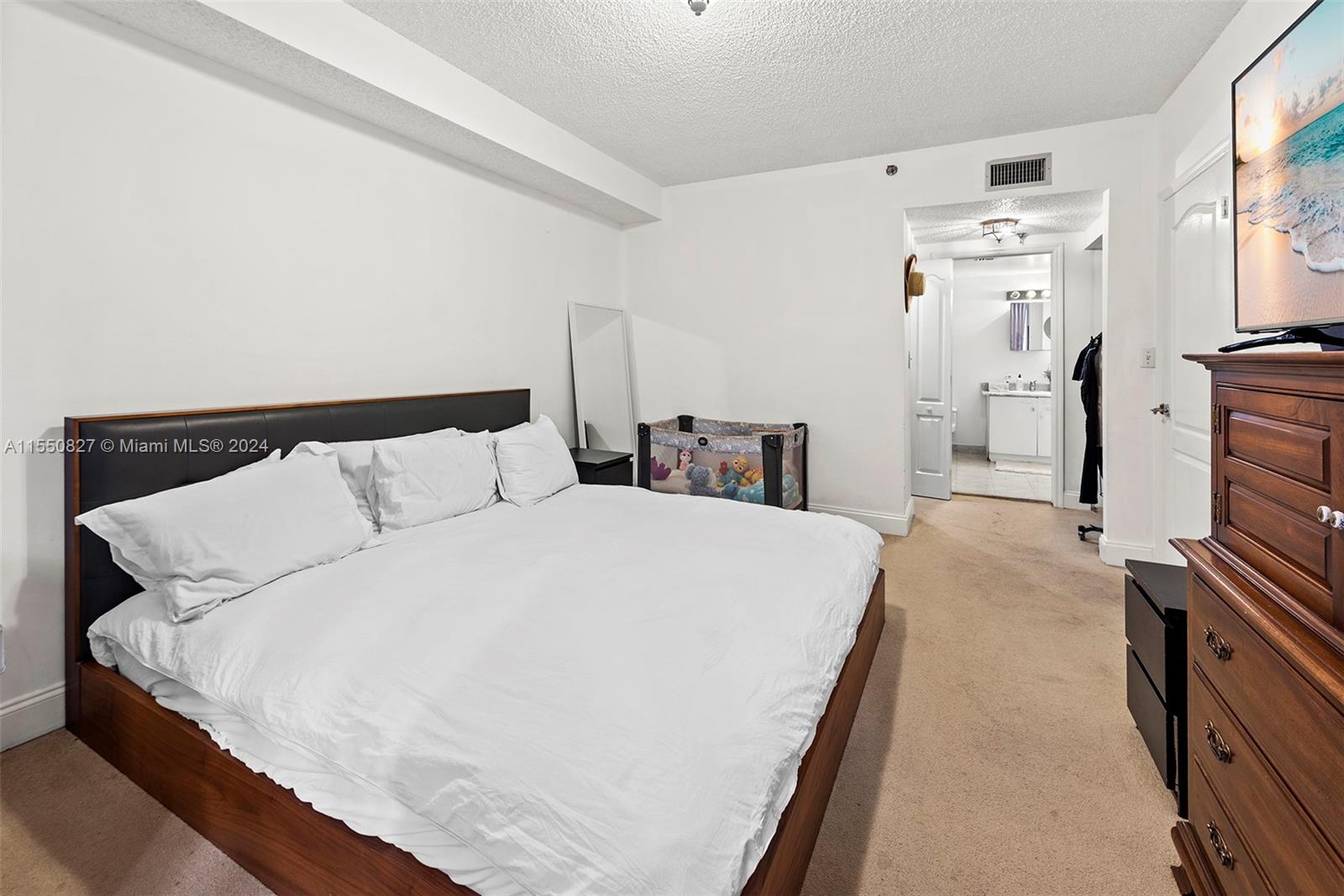 9455 Collins Ave, Surfside, FL, 33154 United States, 2 Bedrooms Bedrooms, ,2 BathroomsBathrooms,Residential,For Sale,Collins Ave,A11550827
