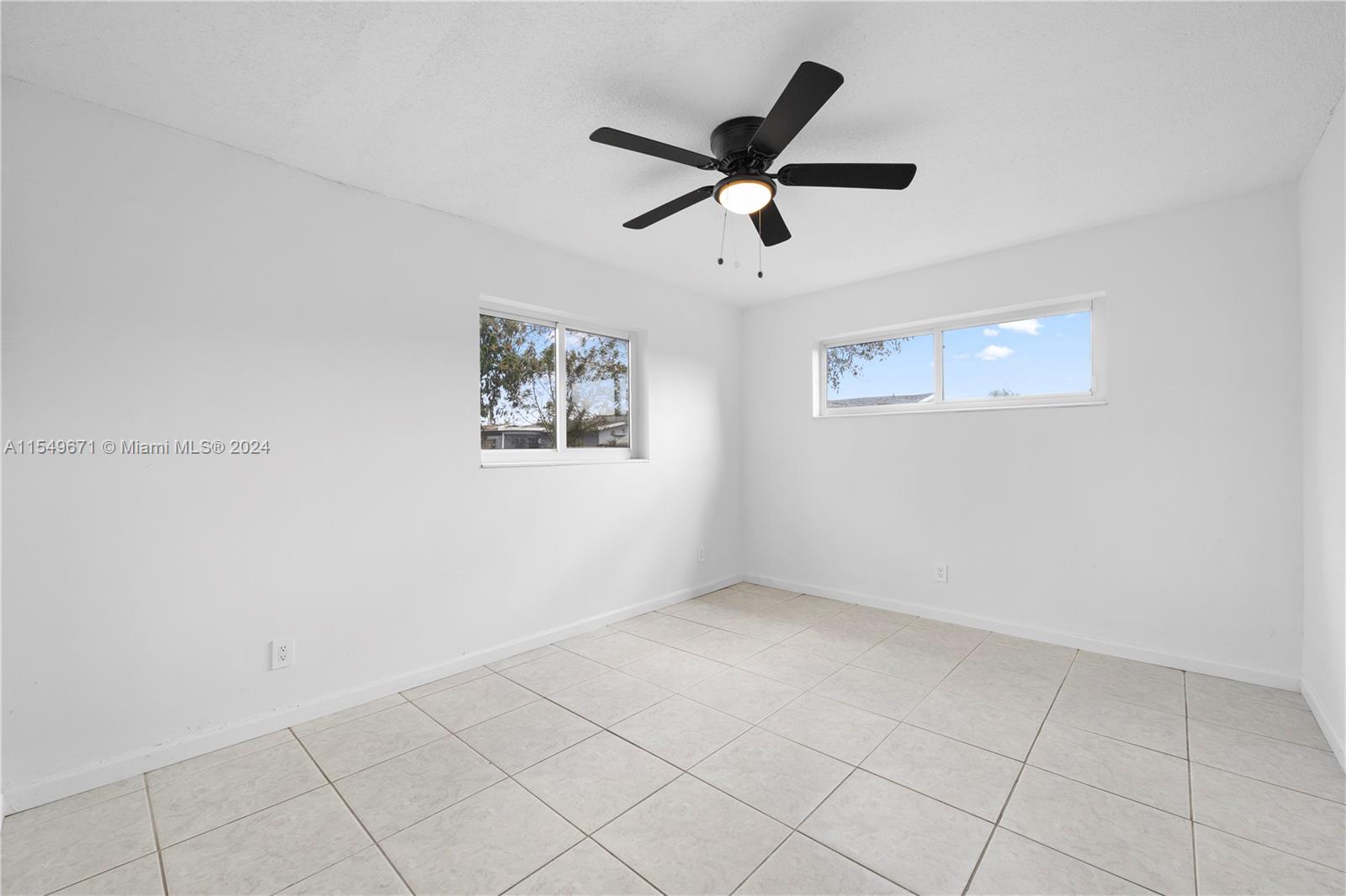 970 69th Ave, Margate, FL, 33063 United States, 3 Bedrooms Bedrooms, ,2 BathroomsBathrooms,Residential,For Sale,69th Ave,A11549671