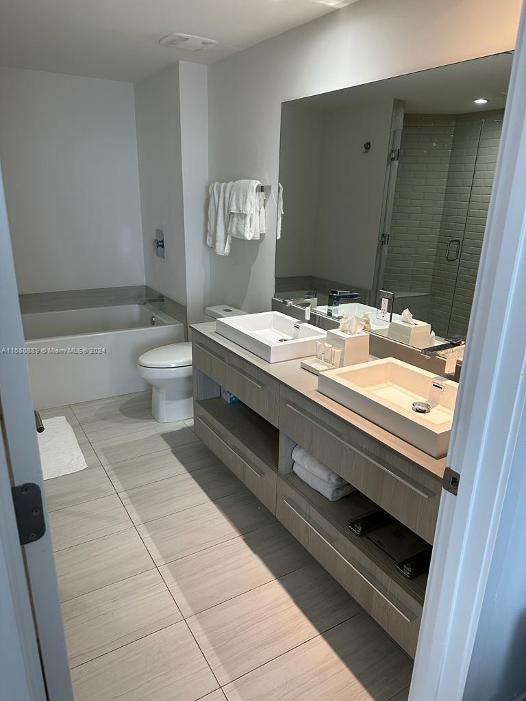 4010 S Ocean Dr R2301, Hollywood, Florida 33019, 2 Bedrooms Bedrooms, ,2 BathroomsBathrooms,Residential,For Sale,4010 S Ocean Dr R2301,A11550889