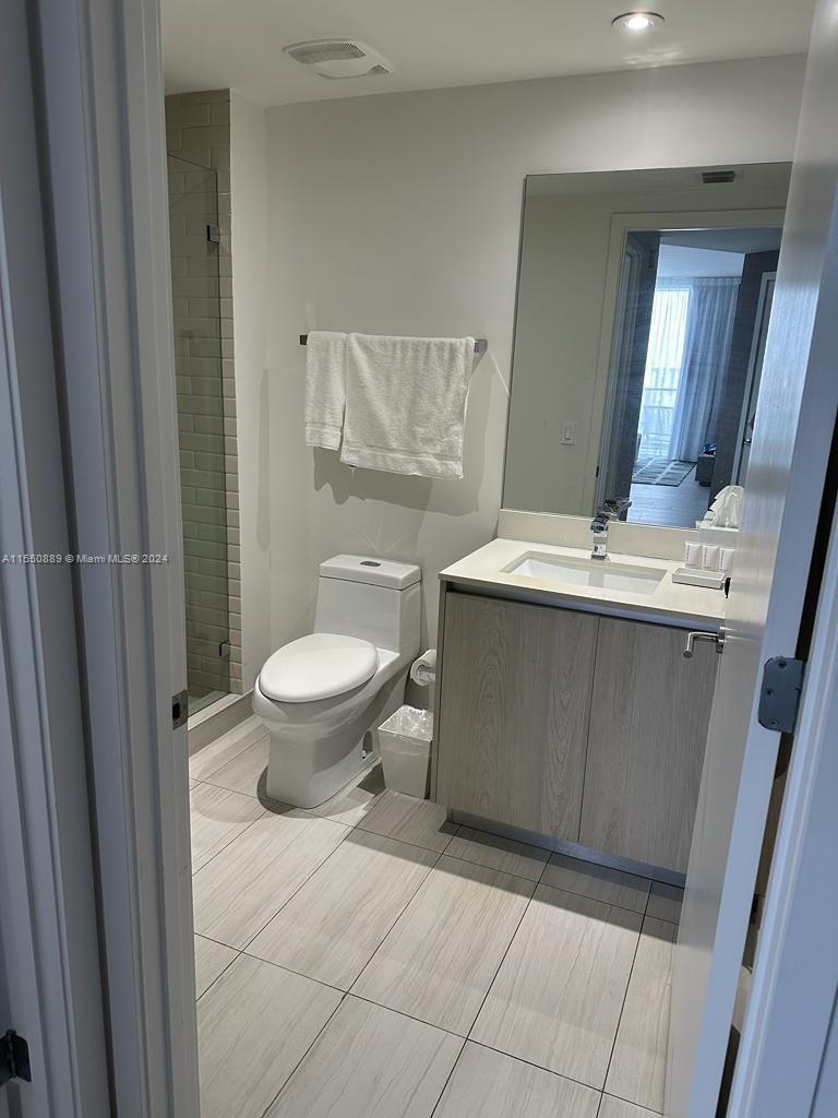 4010 Ocean Dr, Hollywood, FL, 33019 United States, 2 Bedrooms Bedrooms, ,2 BathroomsBathrooms,Residential,For Sale,Ocean Dr,A11550889