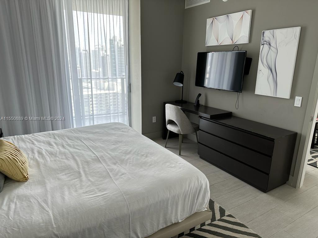 4010 Ocean Dr, Hollywood, FL, 33019 United States, 2 Bedrooms Bedrooms, ,2 BathroomsBathrooms,Residential,For Sale,Ocean Dr,A11550889
