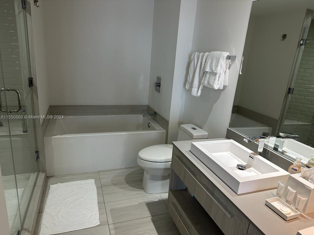 4010 S Ocean Dr R2301, Hollywood, Florida 33019, 2 Bedrooms Bedrooms, ,2 BathroomsBathrooms,Residential,For Sale,4010 S Ocean Dr R2301,A11550889