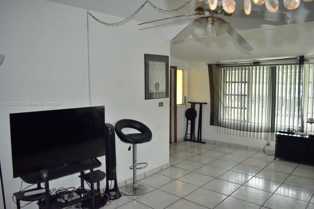 5221 24 Court, Unincorporated Dade County, FL, 33142 United States, 2 Bedrooms Bedrooms, ,1 BathroomBathrooms,Residential,For Sale,24 Court,A11550318