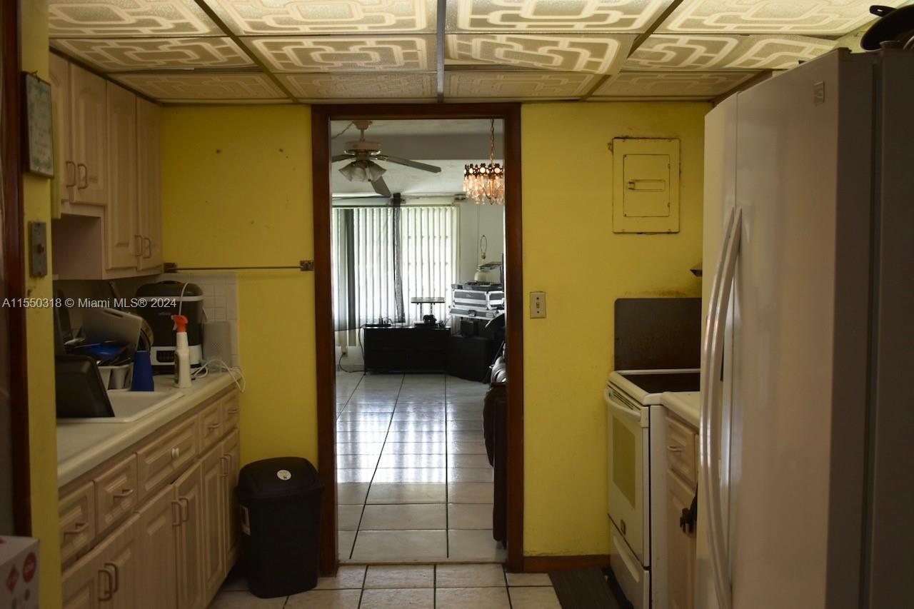 5221 24 Court, Unincorporated Dade County, FL, 33142 United States, 2 Bedrooms Bedrooms, ,1 BathroomBathrooms,Residential,For Sale,24 Court,A11550318