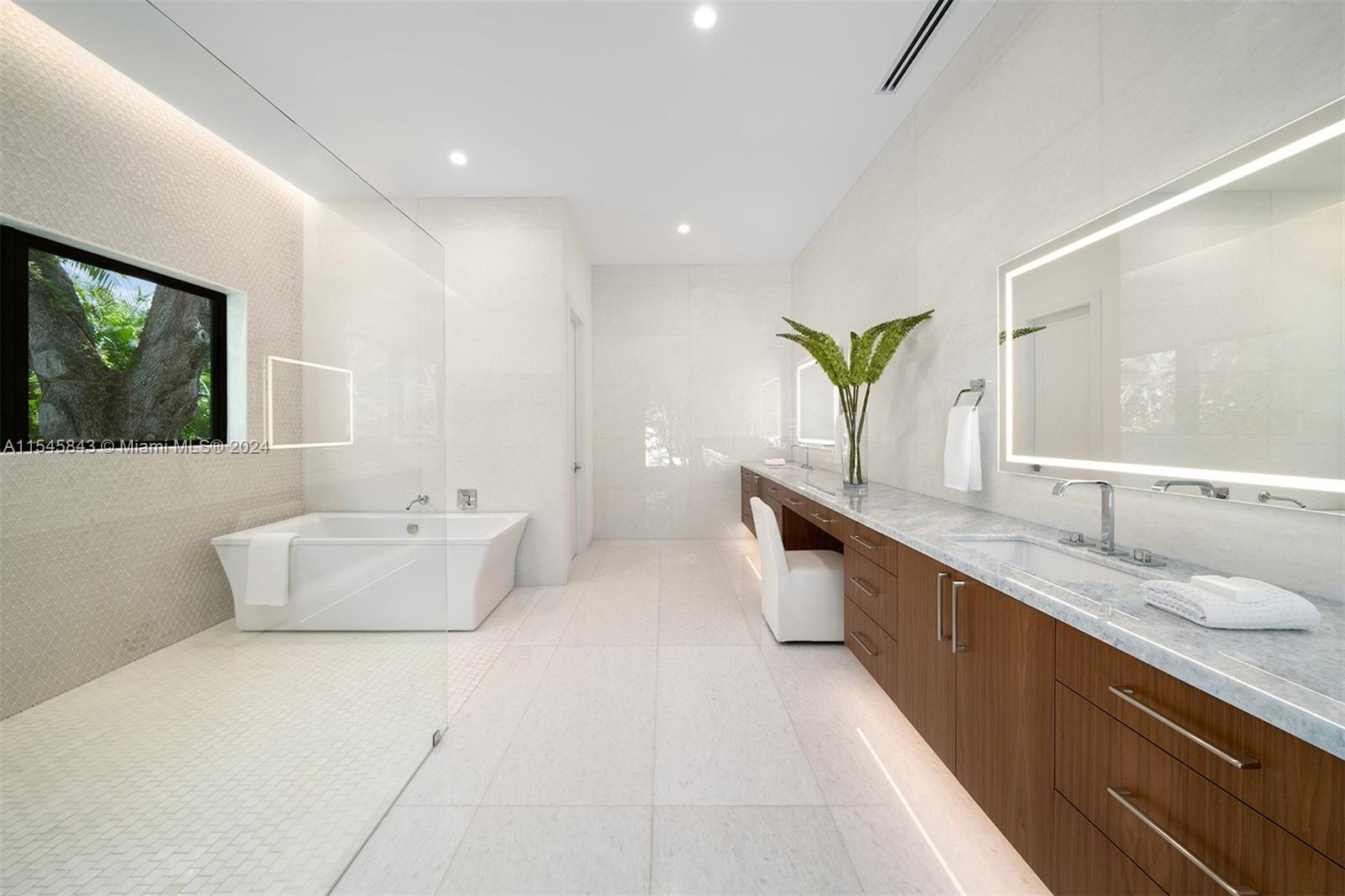 6725 92nd St, Pinecrest, FL, 33156 United States, 7 Bedrooms Bedrooms, ,8 BathroomsBathrooms,Residential,For Sale,92nd St,A11545843