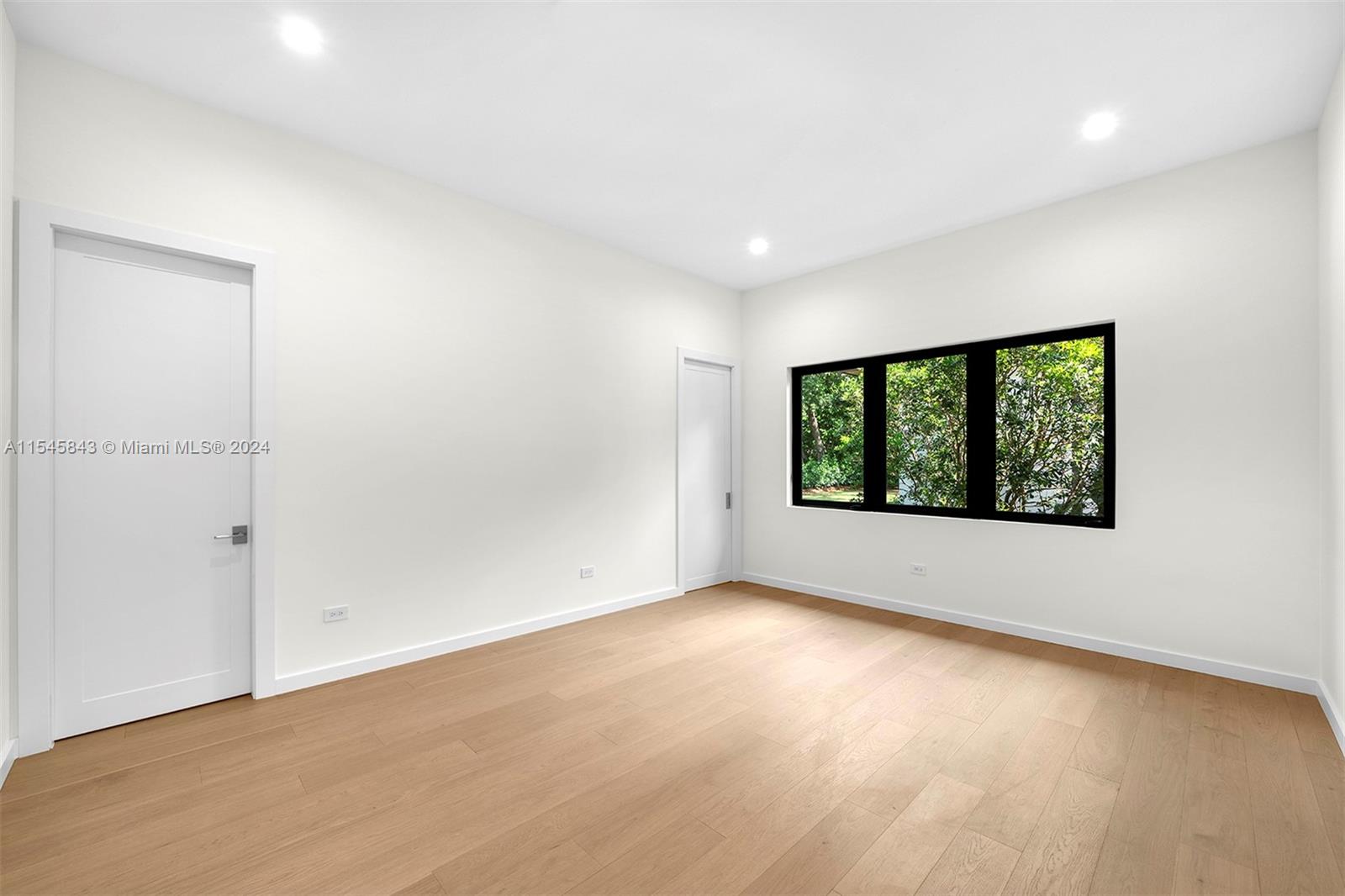 6725 92nd St, Pinecrest, FL, 33156 United States, 7 Bedrooms Bedrooms, ,8 BathroomsBathrooms,Residential,For Sale,92nd St,A11545843