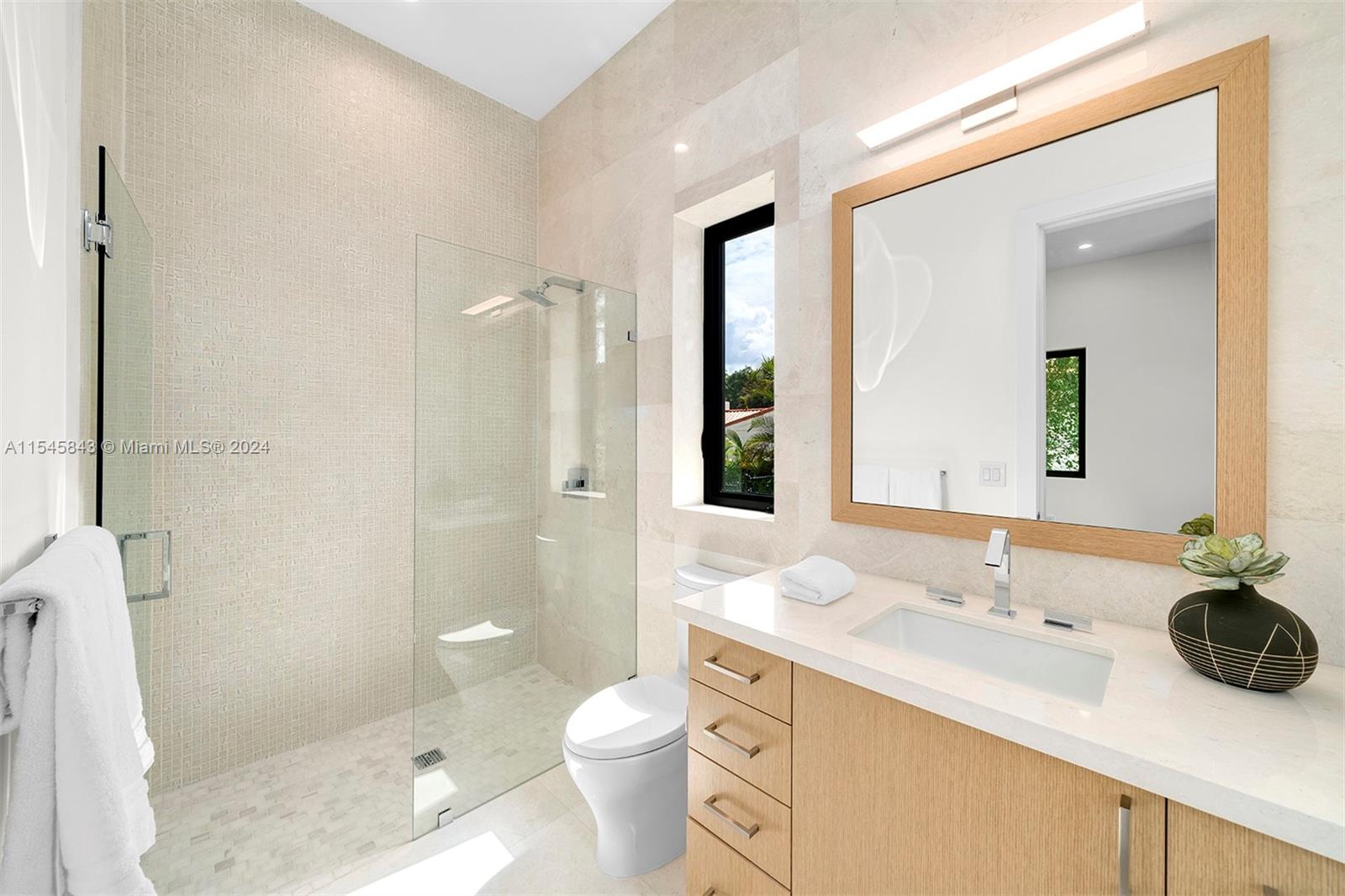 6725 92nd St, Pinecrest, FL, 33156 United States, 7 Bedrooms Bedrooms, ,8 BathroomsBathrooms,Residential,For Sale,92nd St,A11545843