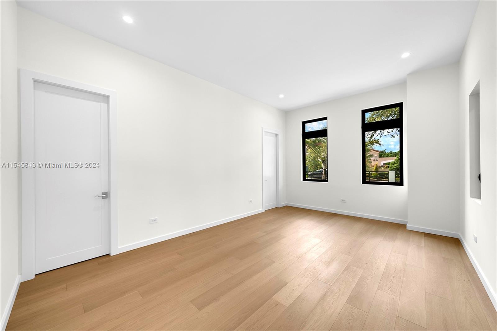 6725 92nd St, Pinecrest, FL, 33156 United States, 7 Bedrooms Bedrooms, ,8 BathroomsBathrooms,Residential,For Sale,92nd St,A11545843