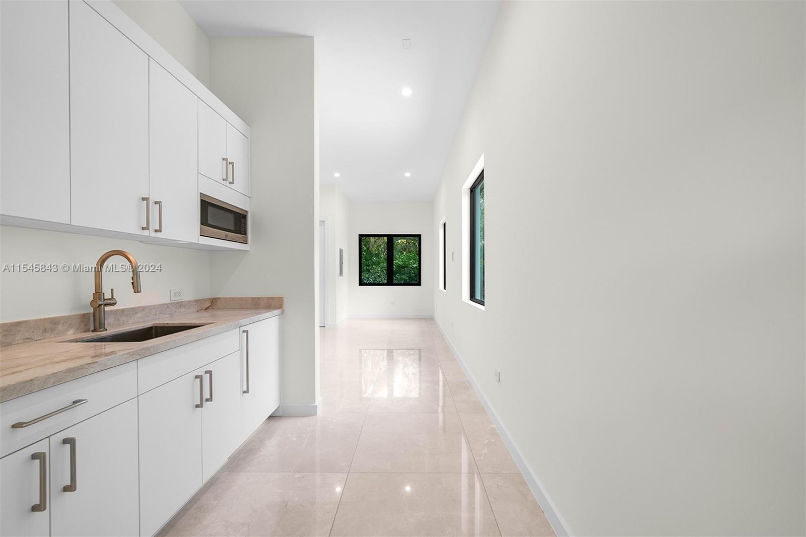 6725 92nd St, Pinecrest, FL, 33156 United States, 7 Bedrooms Bedrooms, ,8 BathroomsBathrooms,Residential,For Sale,92nd St,A11545843