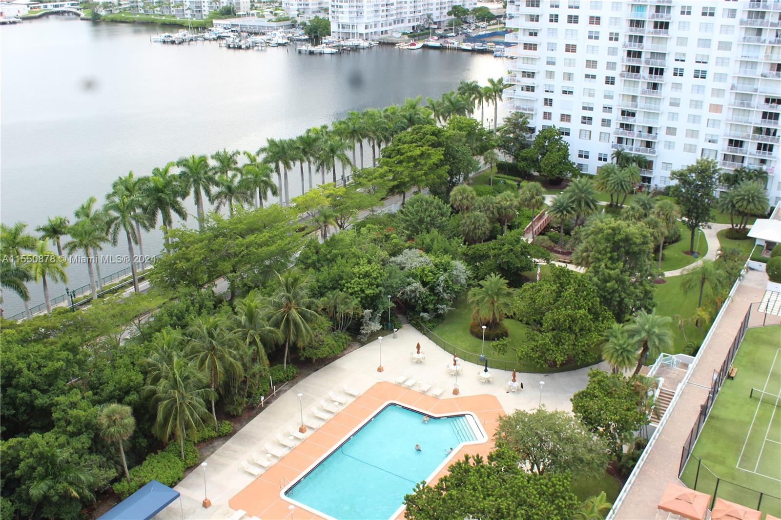 2851 NE 183rd St 1706E, Aventura, Florida 33160, 2 Bedrooms Bedrooms, ,2 BathroomsBathrooms,Residentiallease,For Rent,2851 NE 183rd St 1706E,A11550878