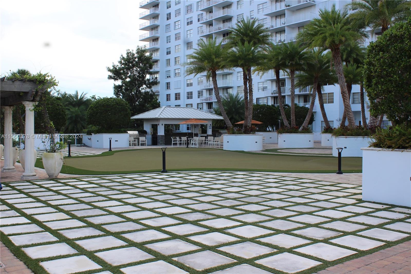 2851 NE 183rd St 1706E, Aventura, Florida 33160, 2 Bedrooms Bedrooms, ,2 BathroomsBathrooms,Residentiallease,For Rent,2851 NE 183rd St 1706E,A11550878