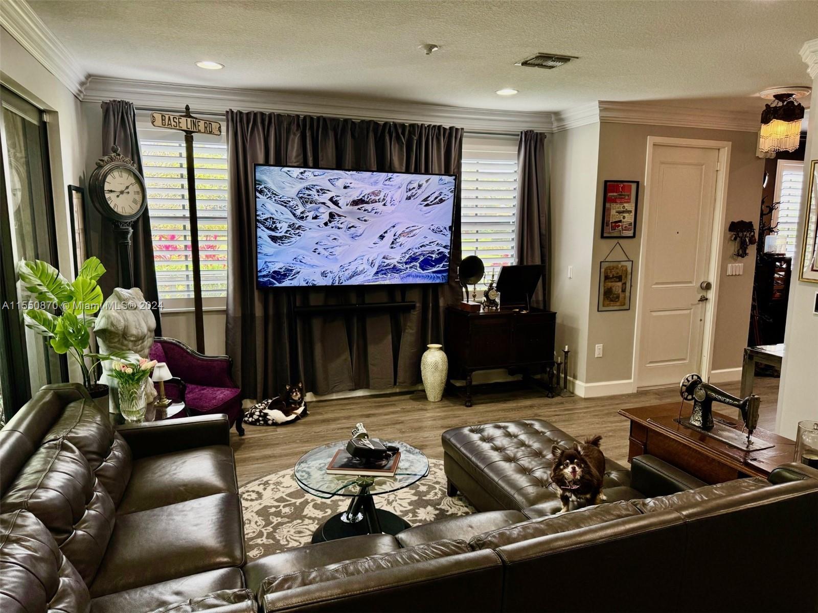 4841 NW 55th Pl, Tamarac, Florida 33319, 4 Bedrooms Bedrooms, 7 Rooms Rooms,2 BathroomsBathrooms,Residential,For Sale,4841 NW 55th Pl,A11550870