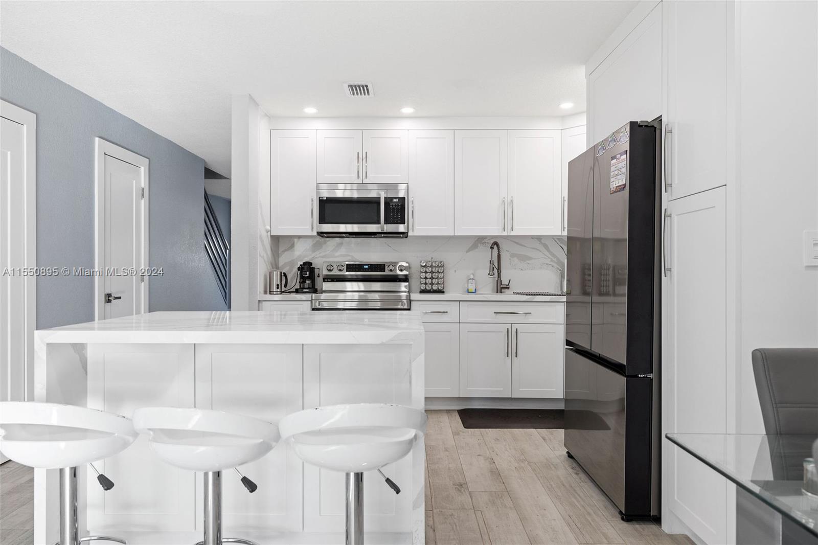6498 129 AVENUE, Miami, FL, 33183 United States, 3 Bedrooms Bedrooms, ,2 BathroomsBathrooms,Residential,For Sale,129 AVENUE,A11550895