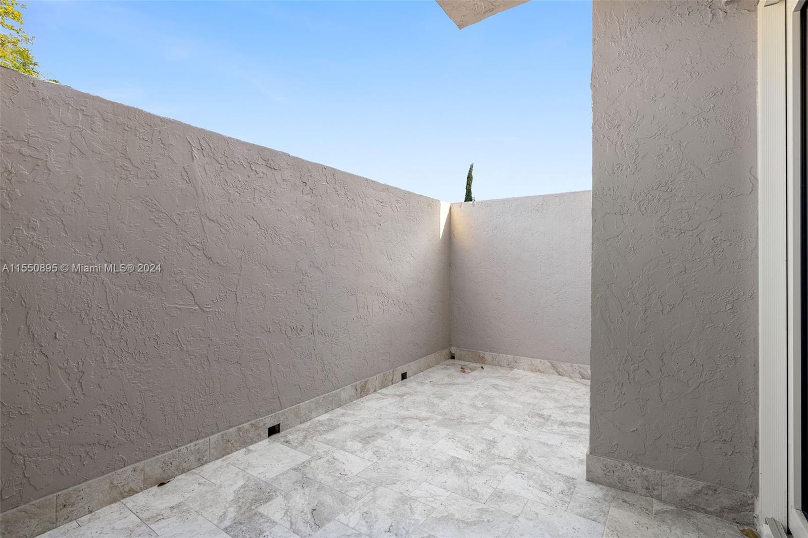 6498 129 AVENUE, Miami, FL, 33183 United States, 3 Bedrooms Bedrooms, ,2 BathroomsBathrooms,Residential,For Sale,129 AVENUE,A11550895