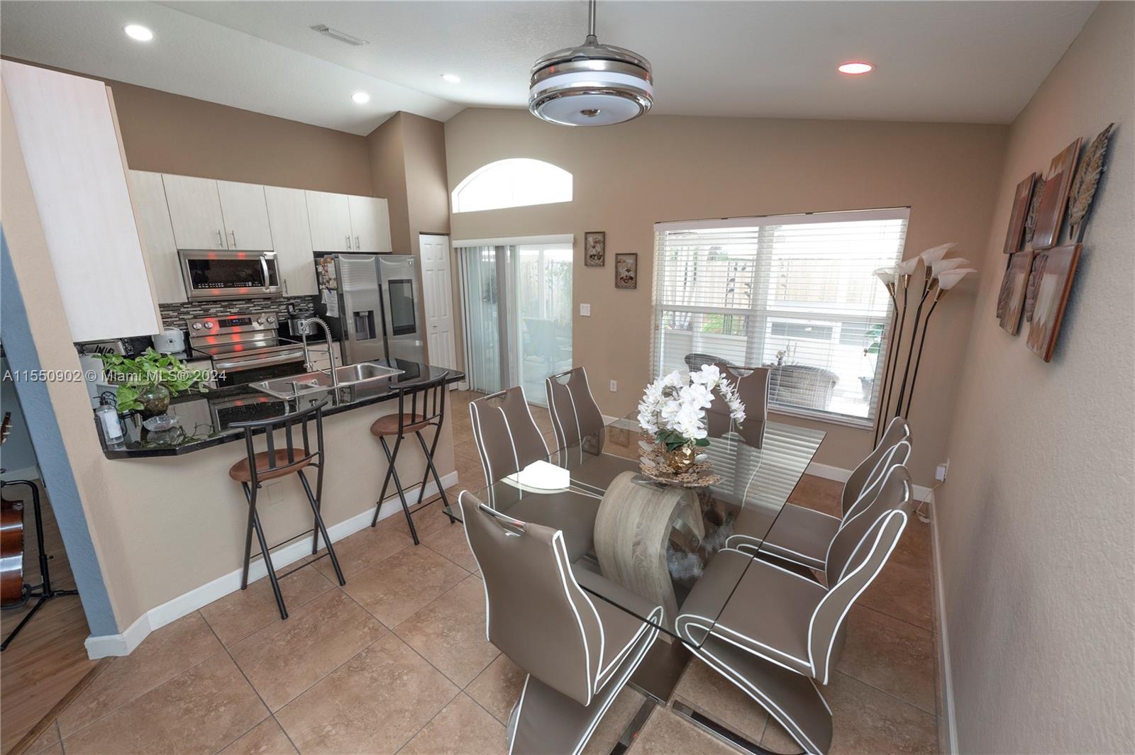 1411 SE 18th Ter, Homestead, Florida 33035, 3 Bedrooms Bedrooms, ,2 BathroomsBathrooms,Residential,For Sale,1411 SE 18th Ter,A11550902