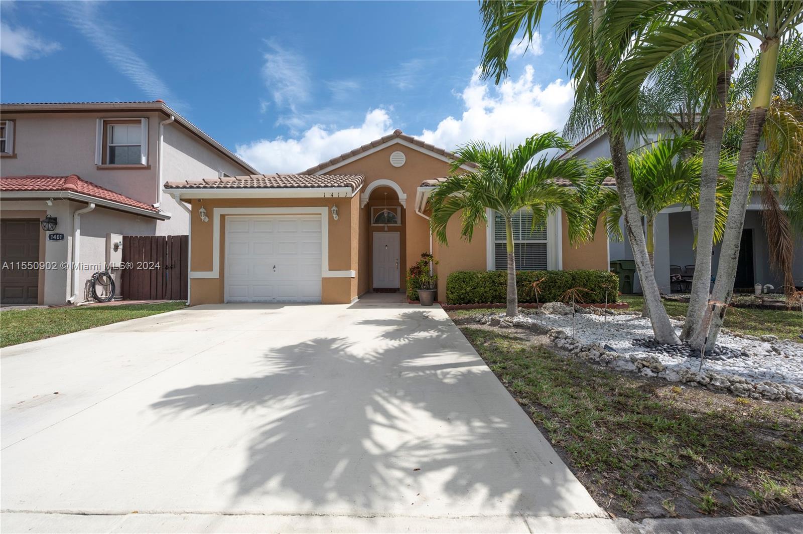 1411 SE 18th Ter, Homestead, Florida 33035, 3 Bedrooms Bedrooms, ,2 BathroomsBathrooms,Residential,For Sale,1411 SE 18th Ter,A11550902