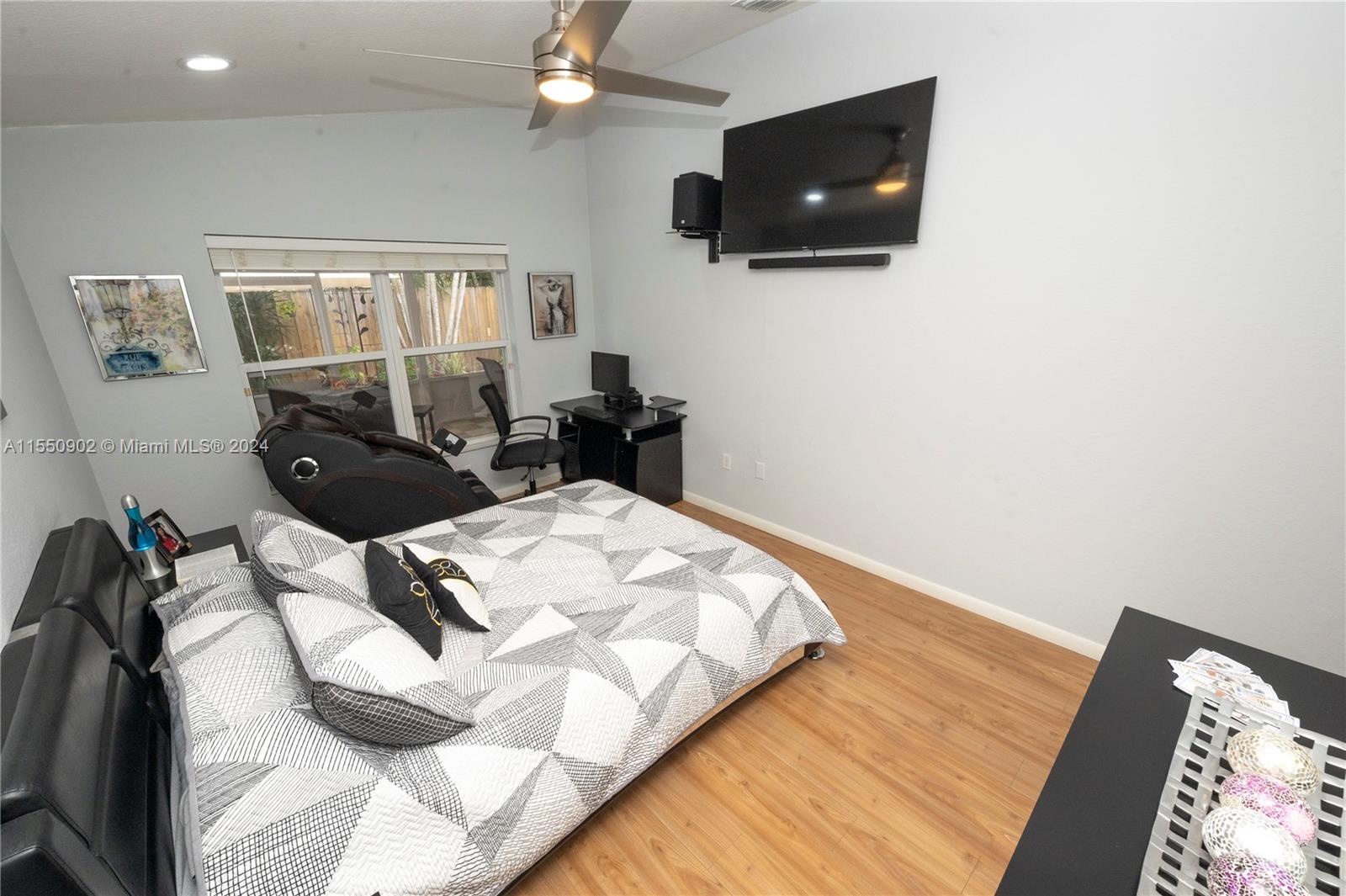 1411 SE 18th Ter, Homestead, Florida 33035, 3 Bedrooms Bedrooms, ,2 BathroomsBathrooms,Residential,For Sale,1411 SE 18th Ter,A11550902