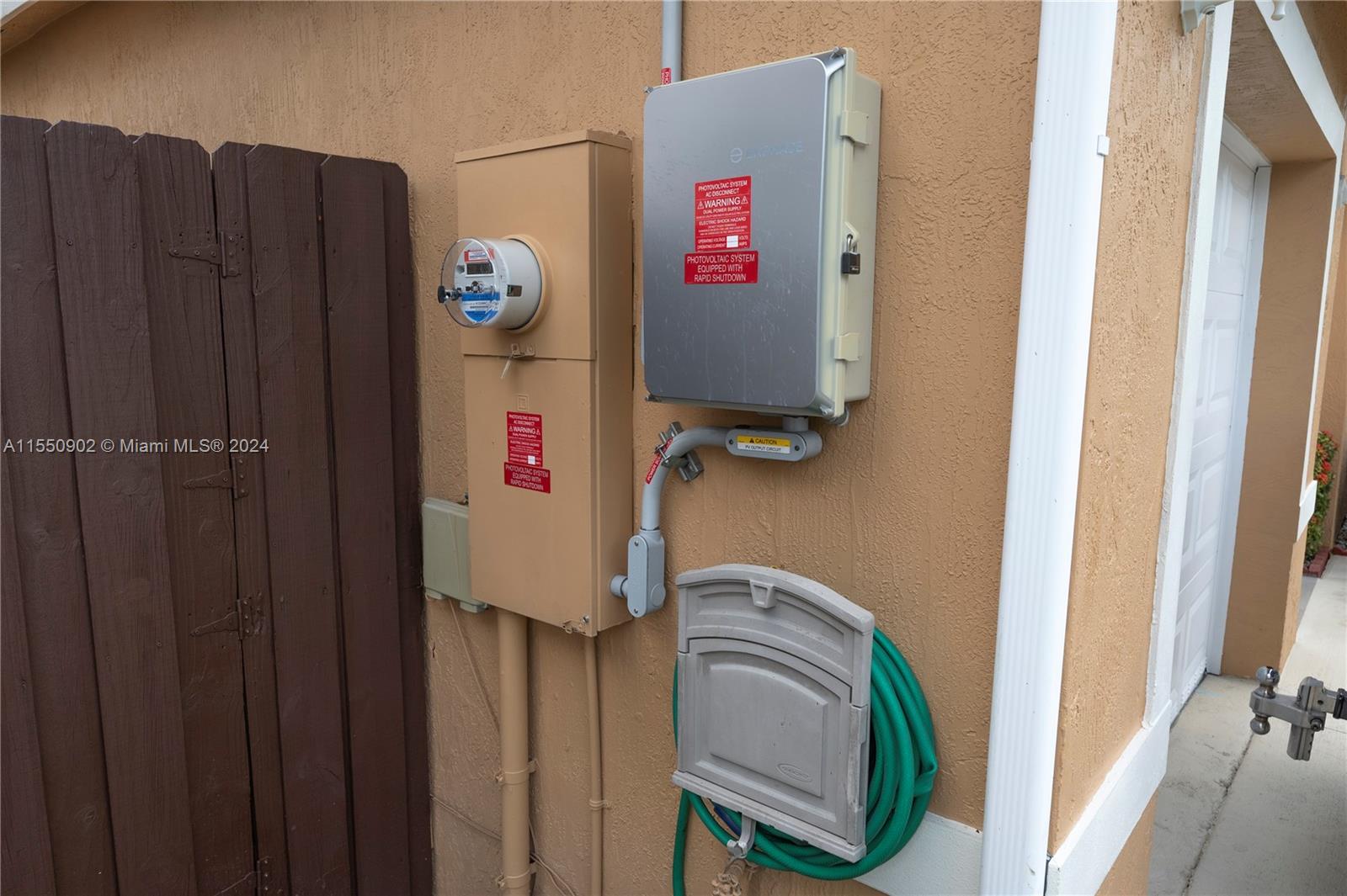 1411 SE 18th Ter, Homestead, Florida 33035, 3 Bedrooms Bedrooms, ,2 BathroomsBathrooms,Residential,For Sale,1411 SE 18th Ter,A11550902