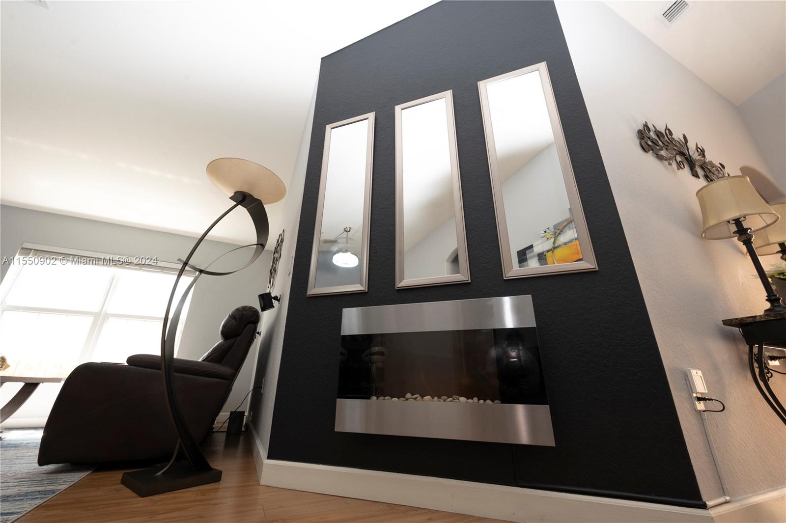 1411 SE 18th Ter, Homestead, Florida 33035, 3 Bedrooms Bedrooms, ,2 BathroomsBathrooms,Residential,For Sale,1411 SE 18th Ter,A11550902