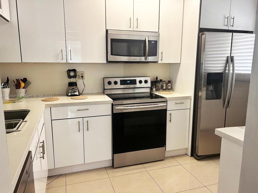 7480 17th St, Plantation, FL, 33313 United States, 3 Bedrooms Bedrooms, ,2 BathroomsBathrooms,Residential,For Sale,17th St,A11549419