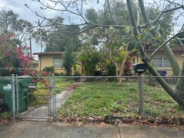 1550 206th St, Miami, FL, 33179 United States, 3 Bedrooms Bedrooms, ,2 BathroomsBathrooms,Residential,For Sale,206th St,A11550924