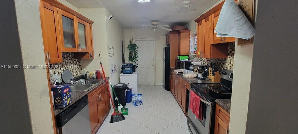 1550 206th St, Miami, FL, 33179 United States, 3 Bedrooms Bedrooms, ,2 BathroomsBathrooms,Residential,For Sale,206th St,A11550924