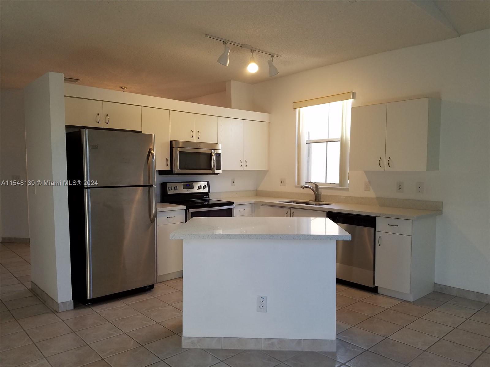7333 1st Pl, Plantation, FL, 33317 United States, 4 Bedrooms Bedrooms, ,2 BathroomsBathrooms,Residential,For Sale,1st Pl,A11548139