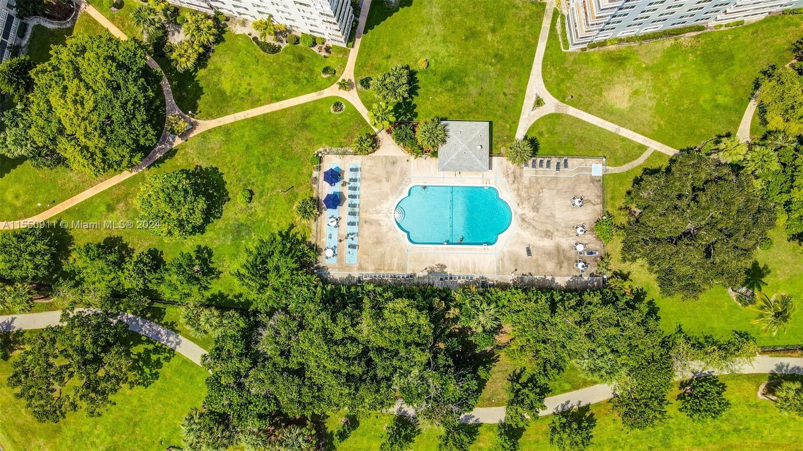 4200 Hillcrest Dr, Hollywood, FL, 33021 United States, 1 Bedroom Bedrooms, ,1 BathroomBathrooms,Residential,For Sale,Hillcrest Dr,A11550911