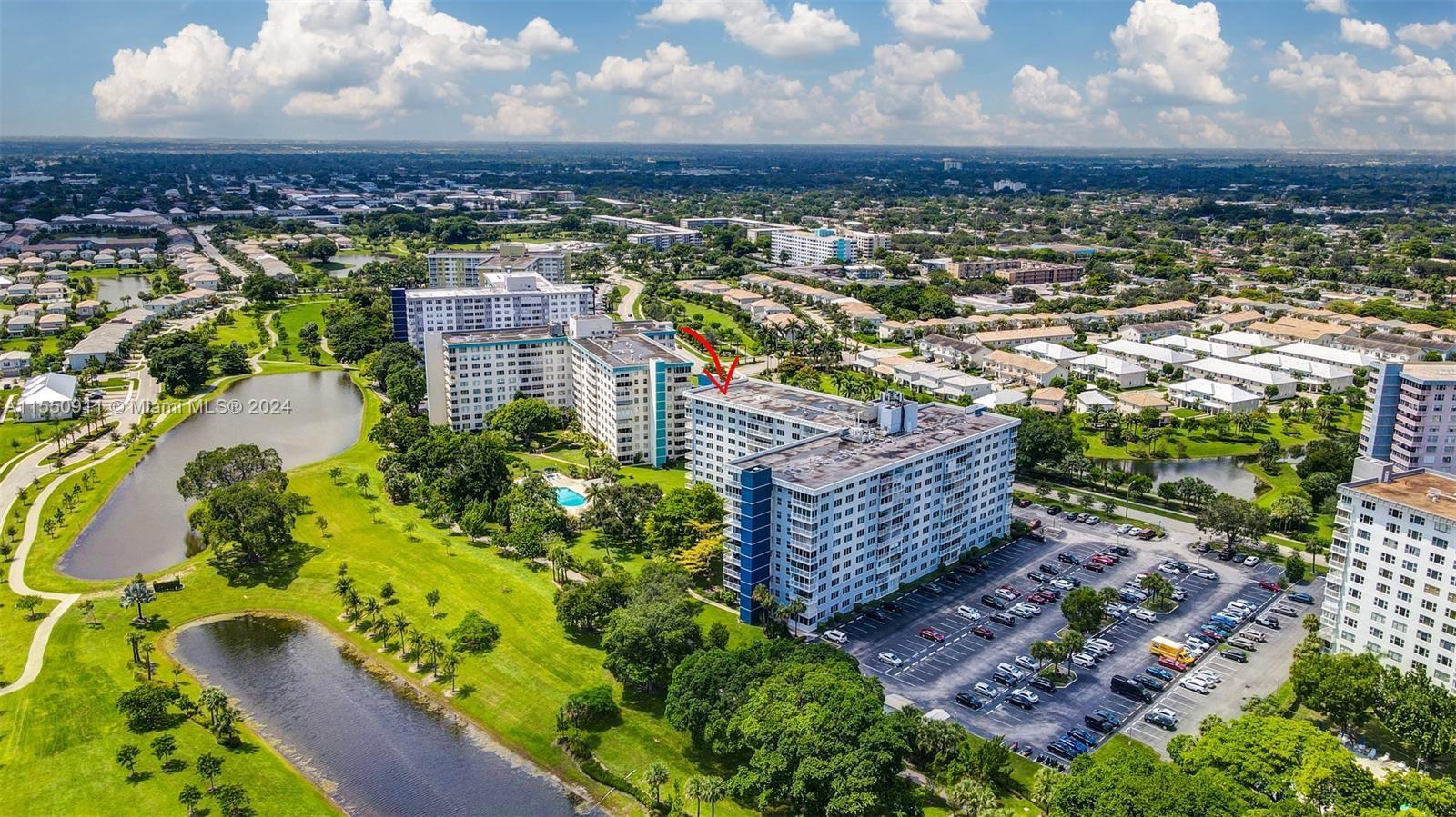 4200 Hillcrest Dr 208, Hollywood, Florida 33021, 1 Bedroom Bedrooms, ,1 BathroomBathrooms,Residential,For Sale,4200 Hillcrest Dr 208,A11550911